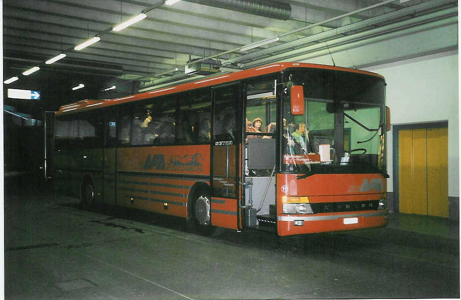 (042'601) - AFA Adelboden - Nr. 11/BE 26'701 - Setra am 13. August 2000 im Autobahnhof Adelboden