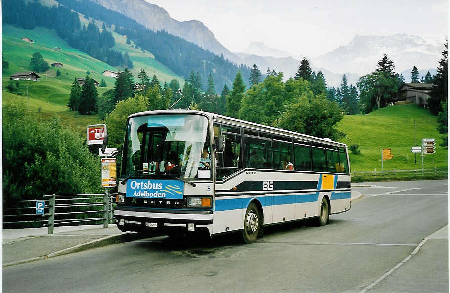 (042'634) - AFA Adelboden - Nr. 5/BE 26'705 - Setra (ex Nr. 25) am 20. August 2000 in Adelboden, Oey