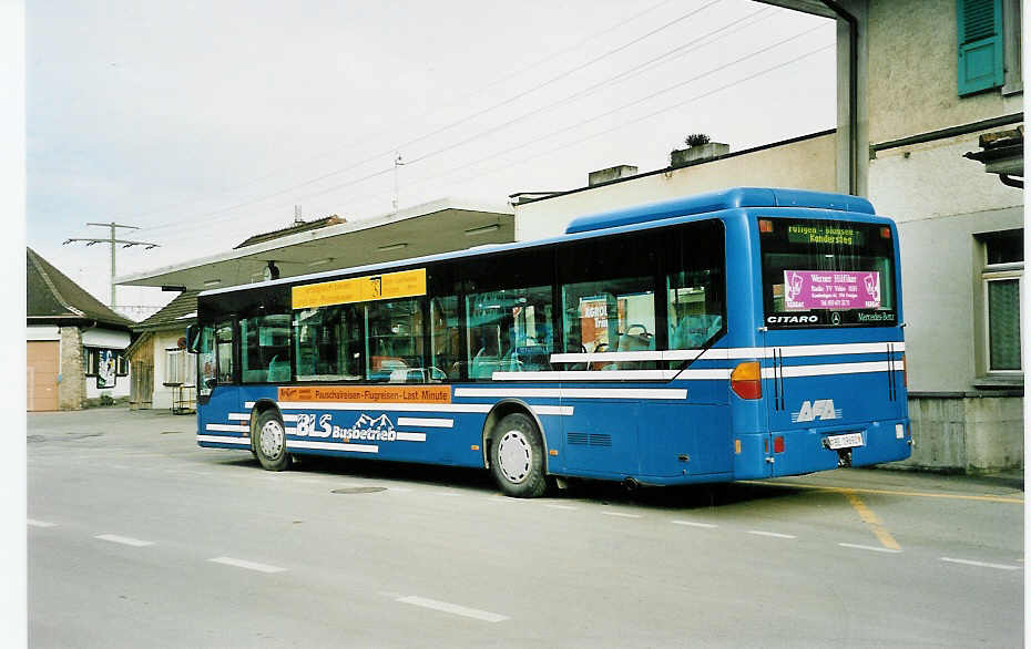 (044'119) - AFA Adelboden - Nr. 1/BE 19'692 - Mercedes am 24. Dezember 2000 beim Bahnhof Frutigen