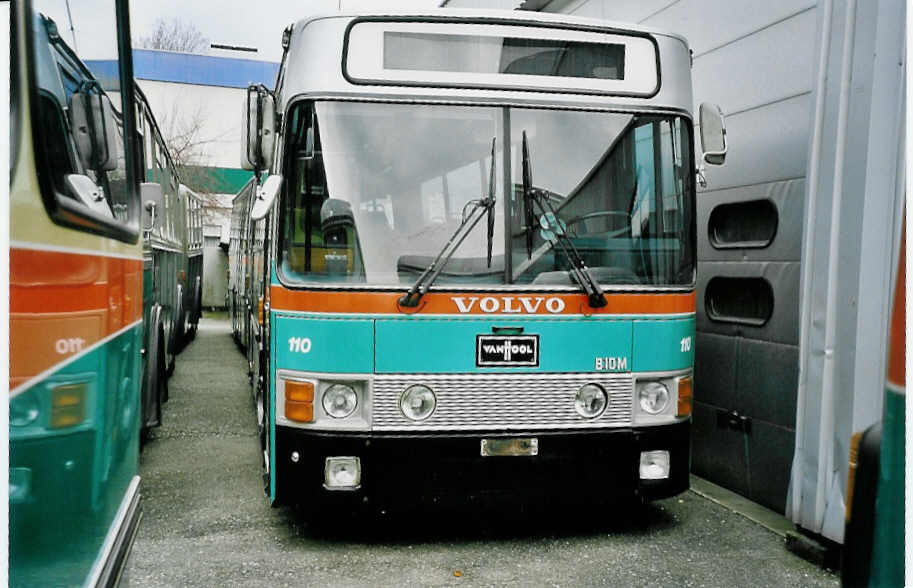 (044'725) - GFM Fribourg - Nr. 110 - Volvo/Van Hool am 17. Februar 2001 in Biel, BTR