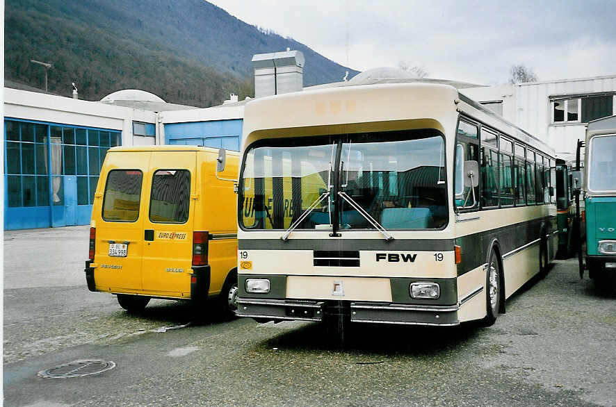 (044'727) - AZZK Zollikon - Nr. 19 - FBW/R&J am 17. Februar 2001 in Biel, BTR