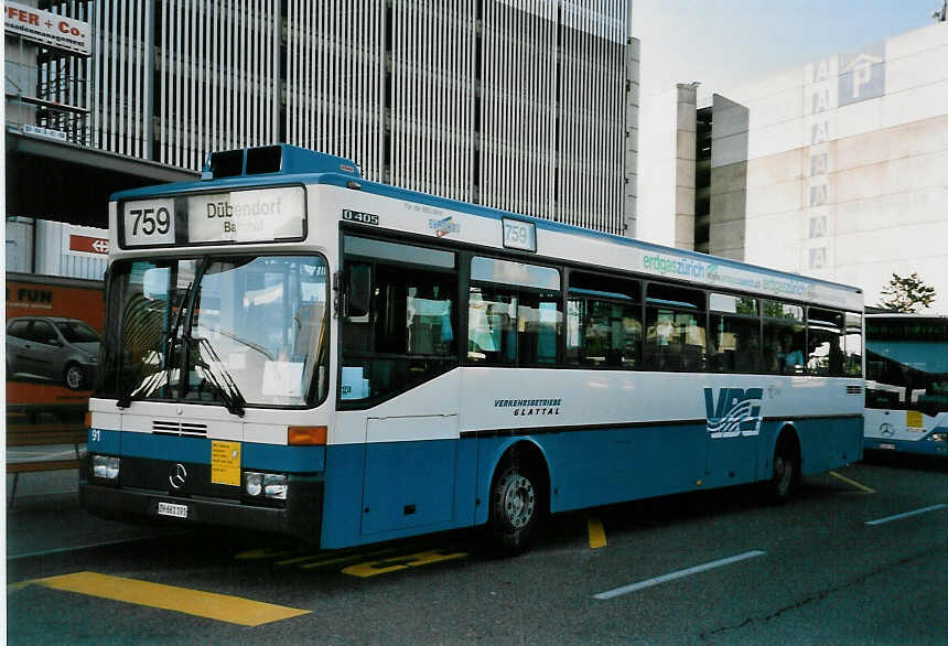 (048'614) - Welti-Furrer, Zrich - Nr. 91/ZH 661'191 - Mercedes (ex VBZ Zrich Nr. 670) am 18. Juli 2001 in Zrich, Flughafen