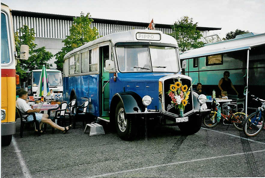 (049'114) - Hodel, Horgen - ZH 487'629 - Berna/Tscher (ex Waldmeier, Wdenswil) am 18. August 2001 in Burgdorf, AMP