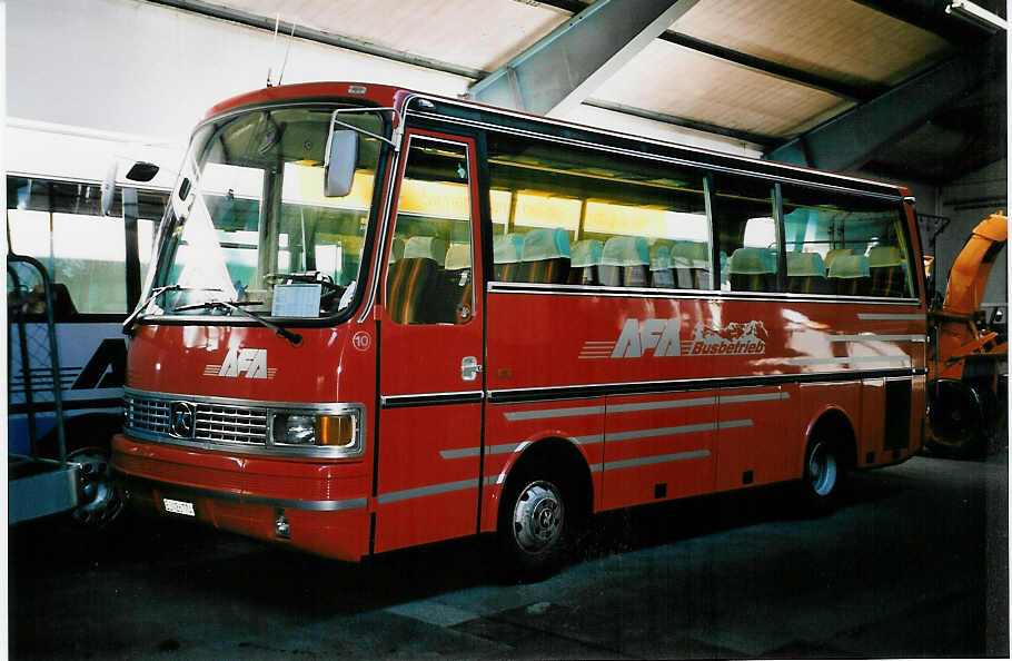 (051'728) - AFA Adelboden - Nr. 10/BE 26'774 - Setra (ex Frhlich, Zrich) am 2. Februar 2002 im Autobahnhof Adelboden