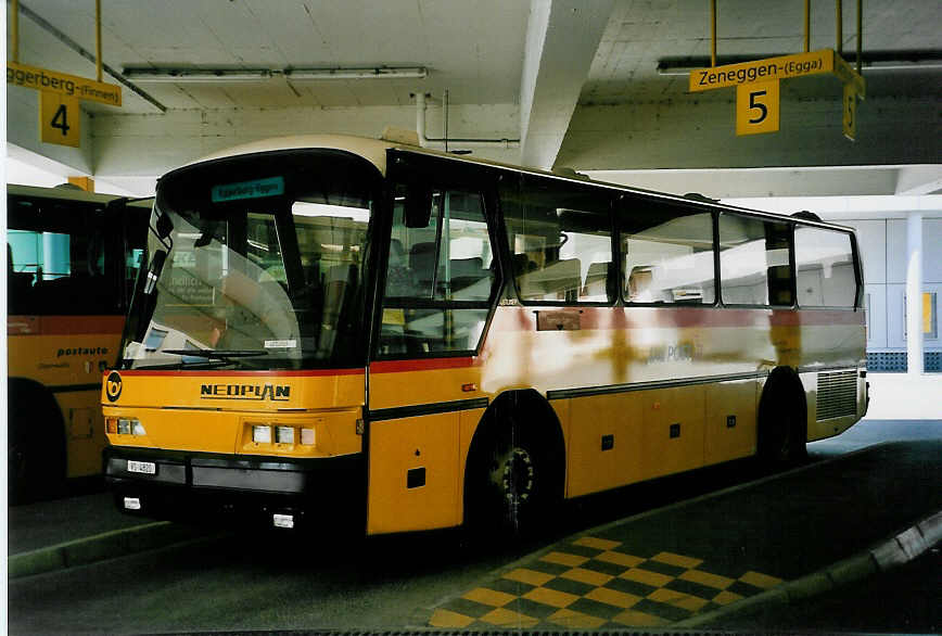 (053'011) - Hutter, Eggerberg - VS 4820 - Neoplan am 18. April 2002 in Visp, Postautostation