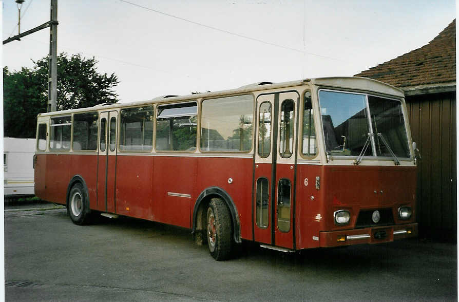 (055'212) - ARAG Ruswil - Nr. 6 - Saurer/Hess am 27. Juli 2002 in Hallwil