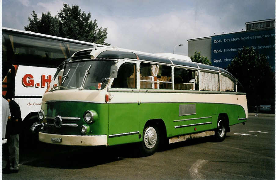 (055'435) - Gloor, Wettingen - AG 201'093 - Saurer/Saurer (ex ARAG Ruswil) am 25. August 2002 in Biel, Terminal B