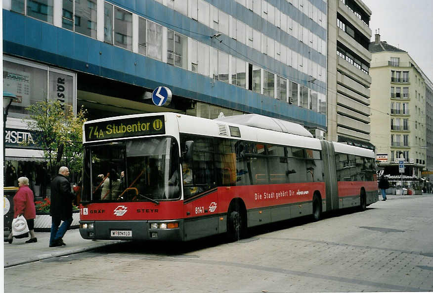 (056'612) - Wiener Linien - Nr. 8141/W 8141 LO - Grf/Steyr am 9. Oktober 2002 in Wien, Landstrasse