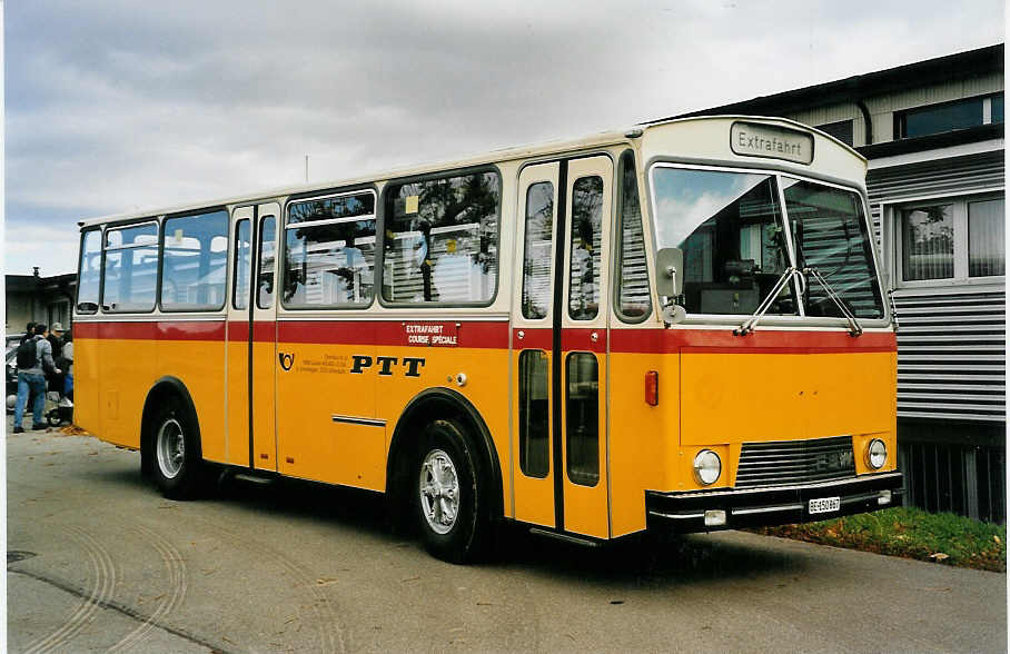 (057'112) - Scheidegger, Schnbhl - BE 150'067 - FBW/Lauber (ex P 23'507) am 26. Oktober 2002 in Schwarzenburg, Aussenlager Museum fr Kommunikation