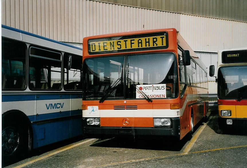 (059'026) - BGU Grenchen - Nr. 11 - Mercedes am 22. Februar 2003 in Biel, Rattinbus