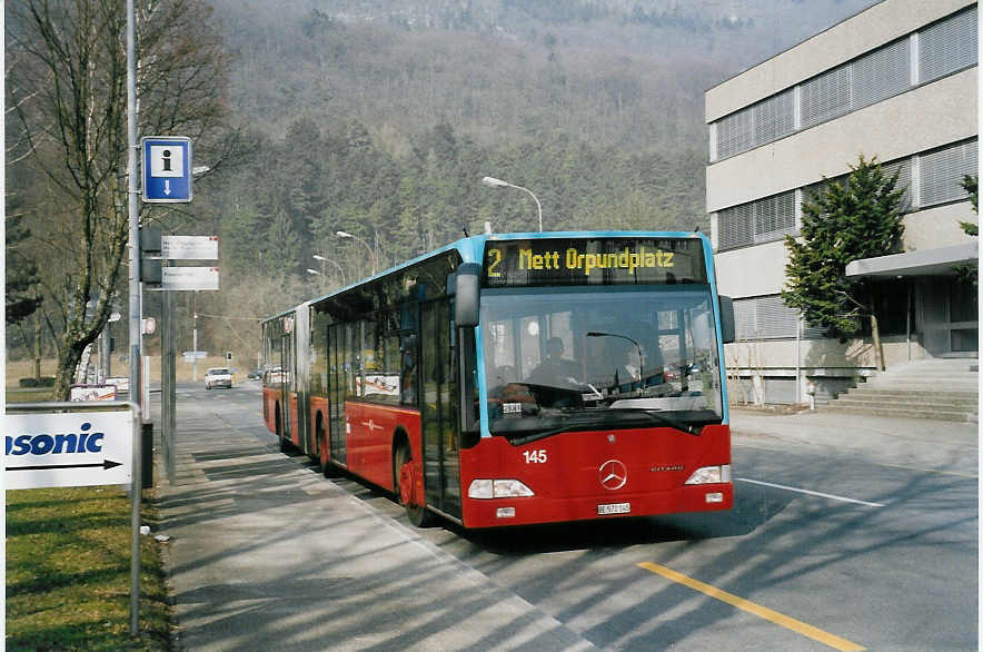 (059'029) - VB Biel - Nr. 145/BE 572'145 - Mercedes am 22. Februar 2003 in Biel, Renferstrasse