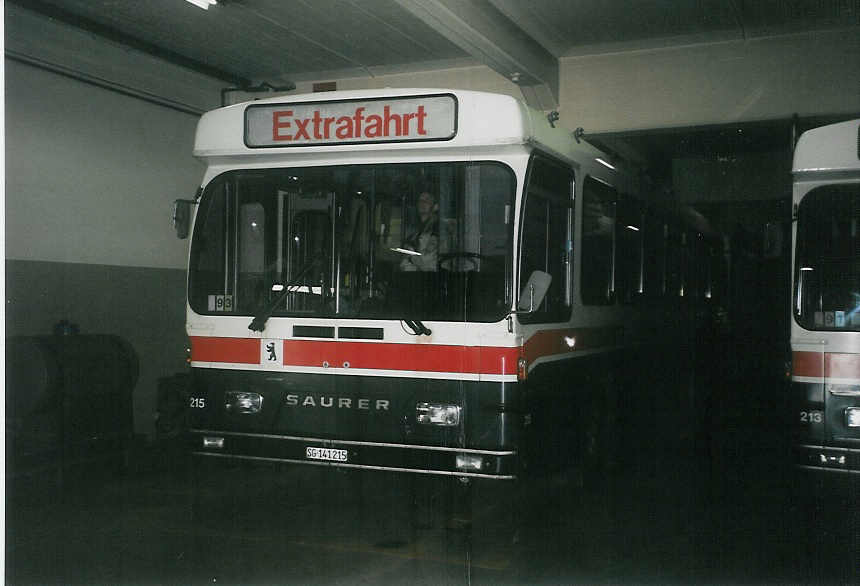 (059'434) - VBSG St. Gallen - Nr. 215/SG 141'215 - Saurer/Hess am 29. Mrz 2003 in St. Gallen, Depot