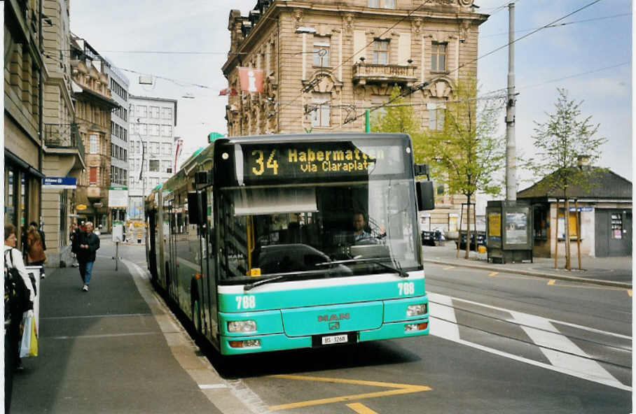 (059'836) - BVB Basel - Nr. 768/BS 3268 - MAN am 19. April 2003 in Basel, Schifflnde