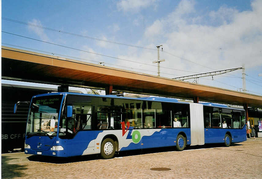 (060'725) - VZO Grningen - Nr. 64/ZH 467'664 - Mercedes am 21. Juni 2003 beim Bahnhof Wetzikon