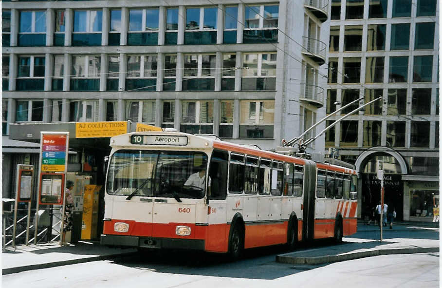 (062'424) - TPG Genve - Nr. 640 - FBW/Hess Gelenktrolleybus am 4. August 2003 in Genve, Bel-Air