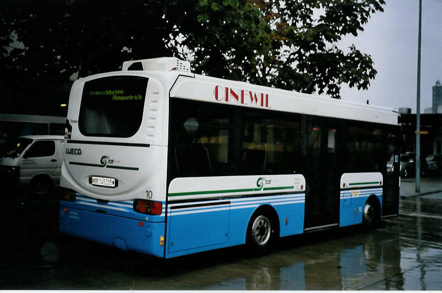 (063'714) - RTB Altsttten - Nr. 10/SG 145'205 - Iveco am 9. Oktober 2003 beim Bahnhof Wil (Einsatz BOS)