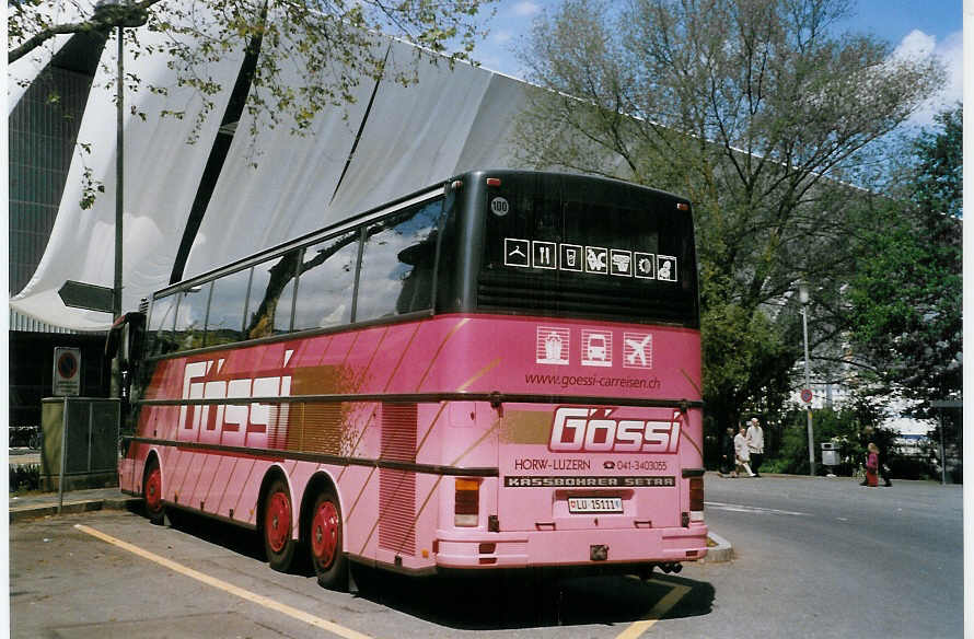 (067'801) - Gssi, Horw - LU 15'111 - Setra am 23. Mai 2004 in Luzern, Carparkplatz