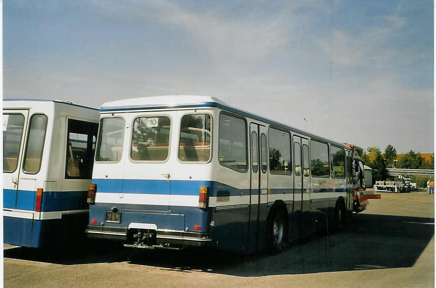 (070'935) - ZVB Zug - Nr. 40 - Saurer/Hess (ex P 25'800) am 11. September 2004 in Zug, Werkhof