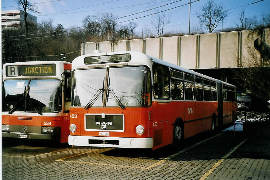 (075'107) - TL Lausanne - Nr. 453/VD 1536 - MAN am 24. Februar 2005 in Lausanne, Dpt Borde