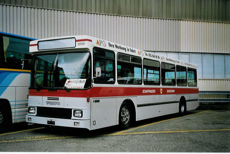 (076'309) - SB Schaffhausen - Nr. 13 - Volvo/Hess (ex RVSH Schaffhausen Nr. 3; ex ASS Schleitheim Nr. 3; ex Nr. 13) am 23. April 2005 in Biel, Rattinbus