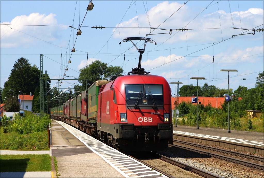 1116 097 mit KLV-Zug in Richtung Salzburg am 08.08.12 in bersee