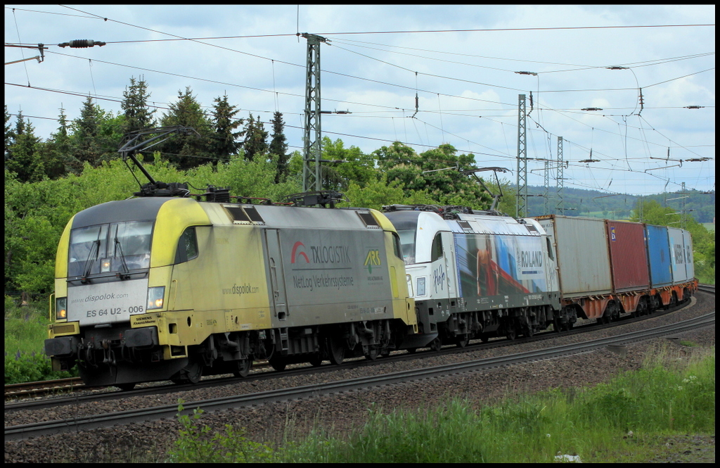 182 506 und 1216 955  Roland  mit Containerzug am 30.05.13 in Gtzenhof