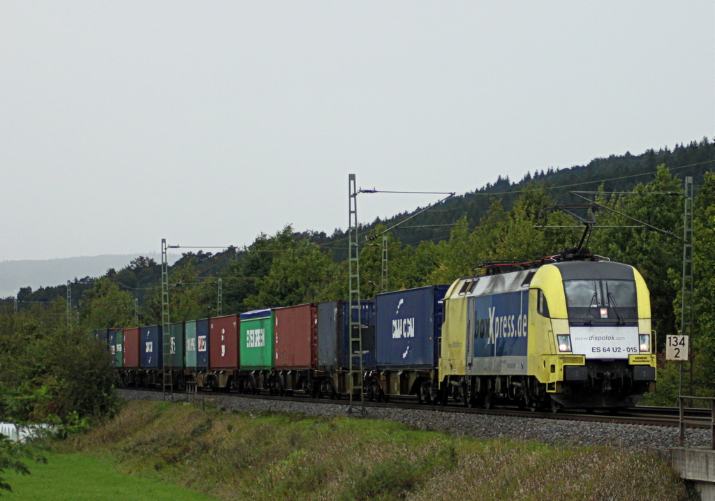 182 515 von boxxpress mit Containerzug am 12.09.12 in Haunetal Rothenkirchen