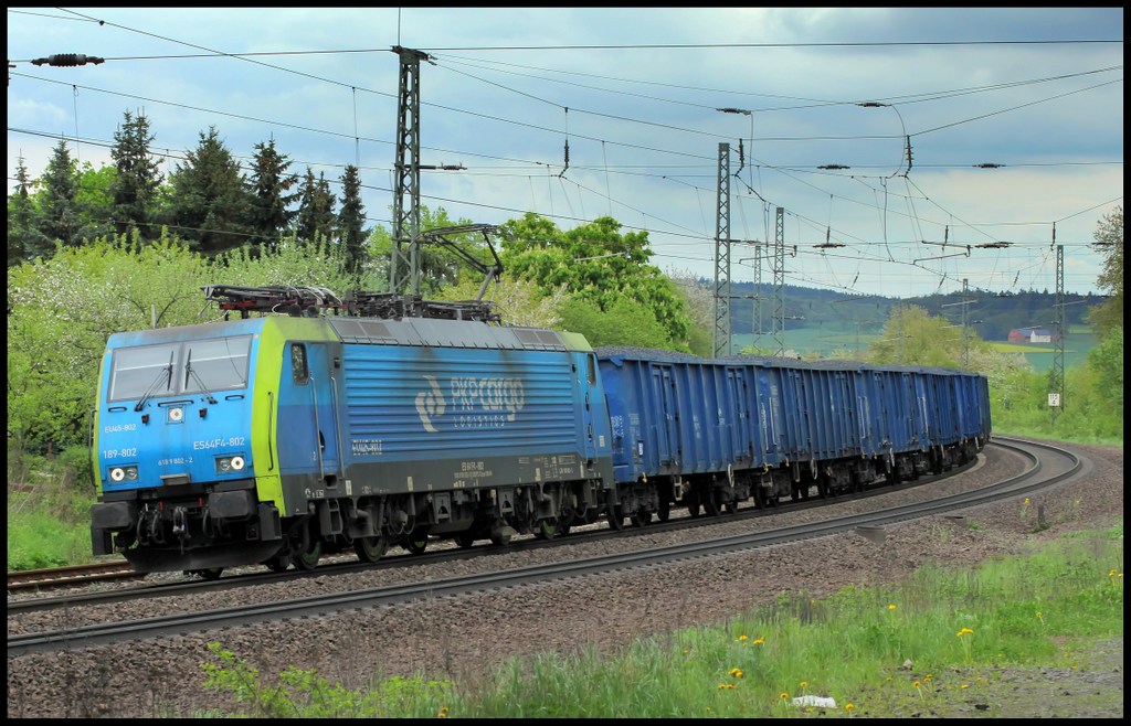189 802 von PKP Cargo mit Kohlezug nach Ulm am 09.05.13 in Gtzenhof