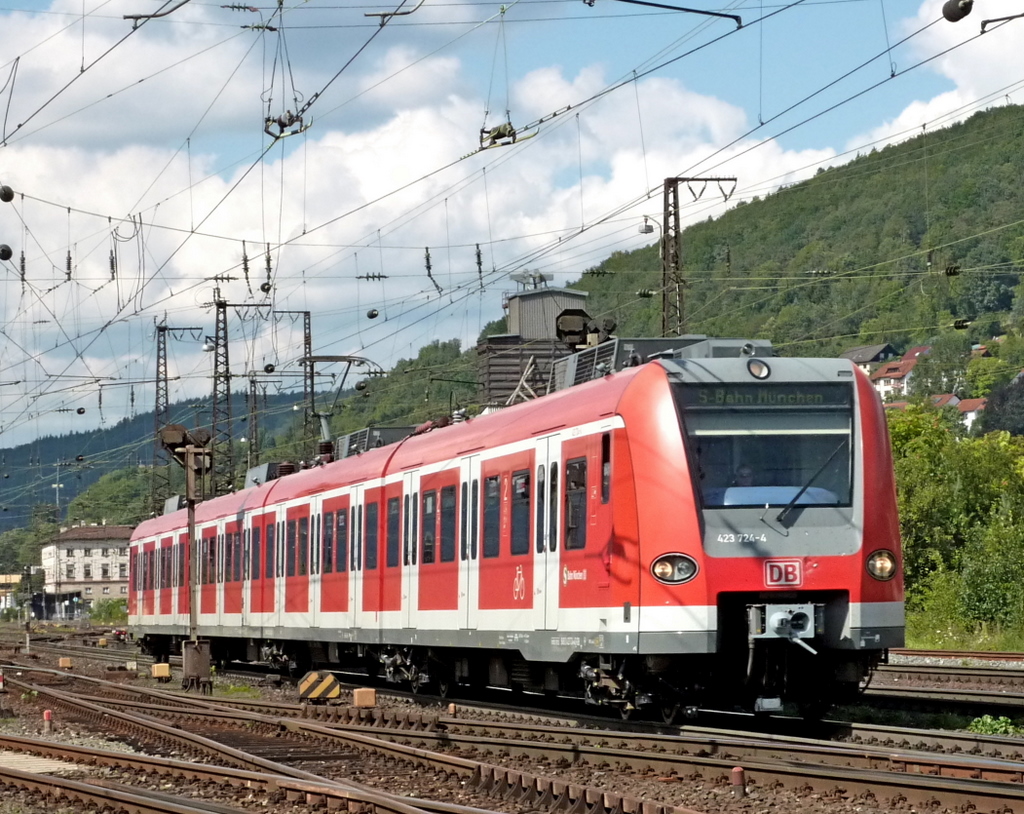 423 724-4 S-Bahn Mnchen am 05.09.10 in Gemnden am Main