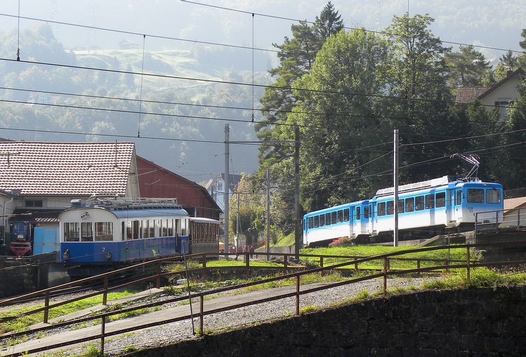 Alt und Neu in Goldau.