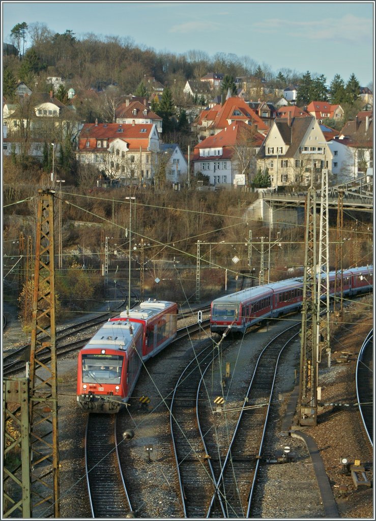 Der 650 116 und ein weiterer, unbekannter 650 von (und nach) Crailsheim erreichen Ulm. 
14.11.2010