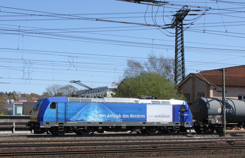 Der Antrieb des Nordens 146 520-2 mit Kesselwagenzug am 09.04.11 in Fulda