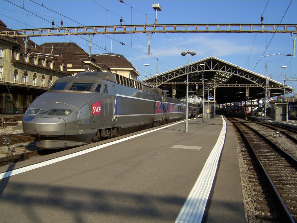 Der TGV Sud-Est 113 am 28.08.2008 bei der Ausfahrt in Lausanne
