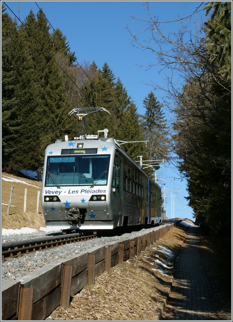 Der  Train des Etoiles  zwischen Lally und Les Pleiades.
31.01.2011