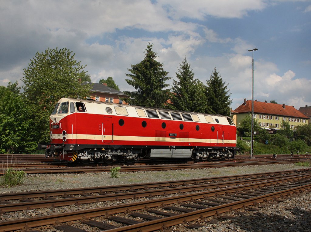 Die 119 158 am 22.05.2010 bei einer Rangierfahrt in Neuenmarkt-Wirsberg. 
