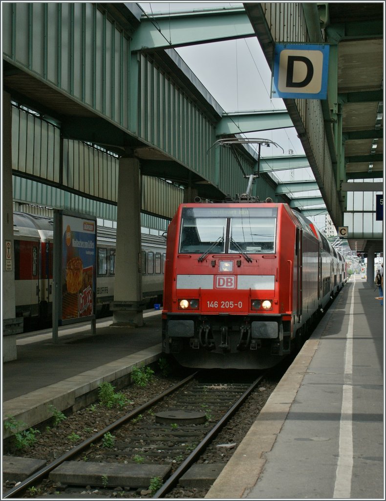 Die 146 205-0 in Stuttgart Hbf.
21. Juni 2012