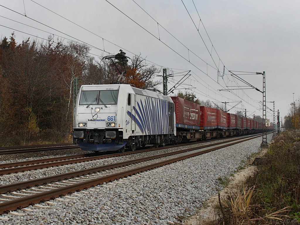 Die 185 661 von Lokomotion am 31.10.2009 mit dem Winner KLV-Zug bei der Durchfahrt in Haar (Mnchen)
 