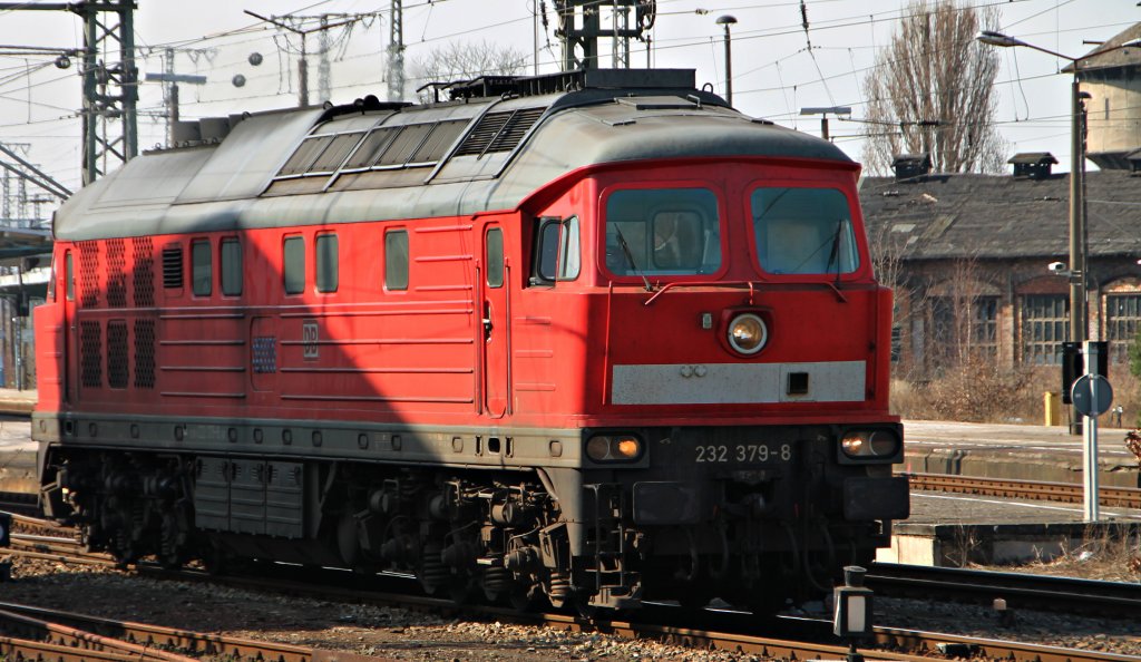 Die 232 379 in Neubrandenburg am 26.03.2012!