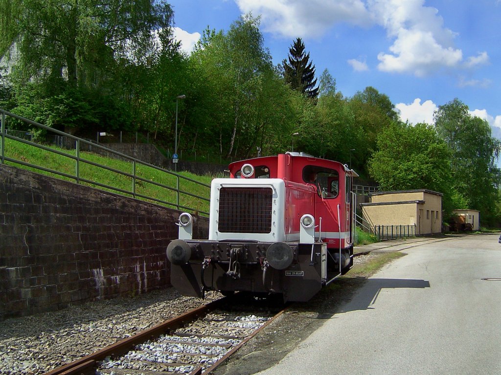 Die 332 052 der PEF am 03.05.2008 auf dem Gelnde der PEF in Passau. 
