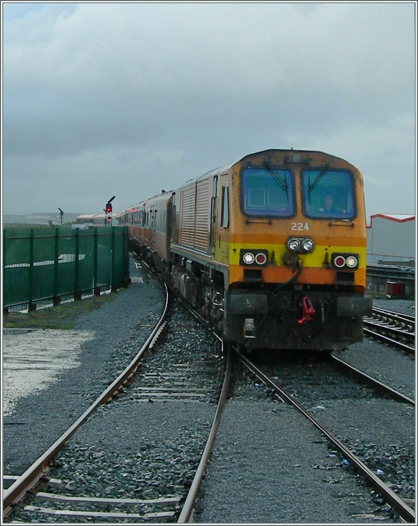 Die CC 224 erreicht mit einem IR aus Dublin Galway.
6. Okt. 2010