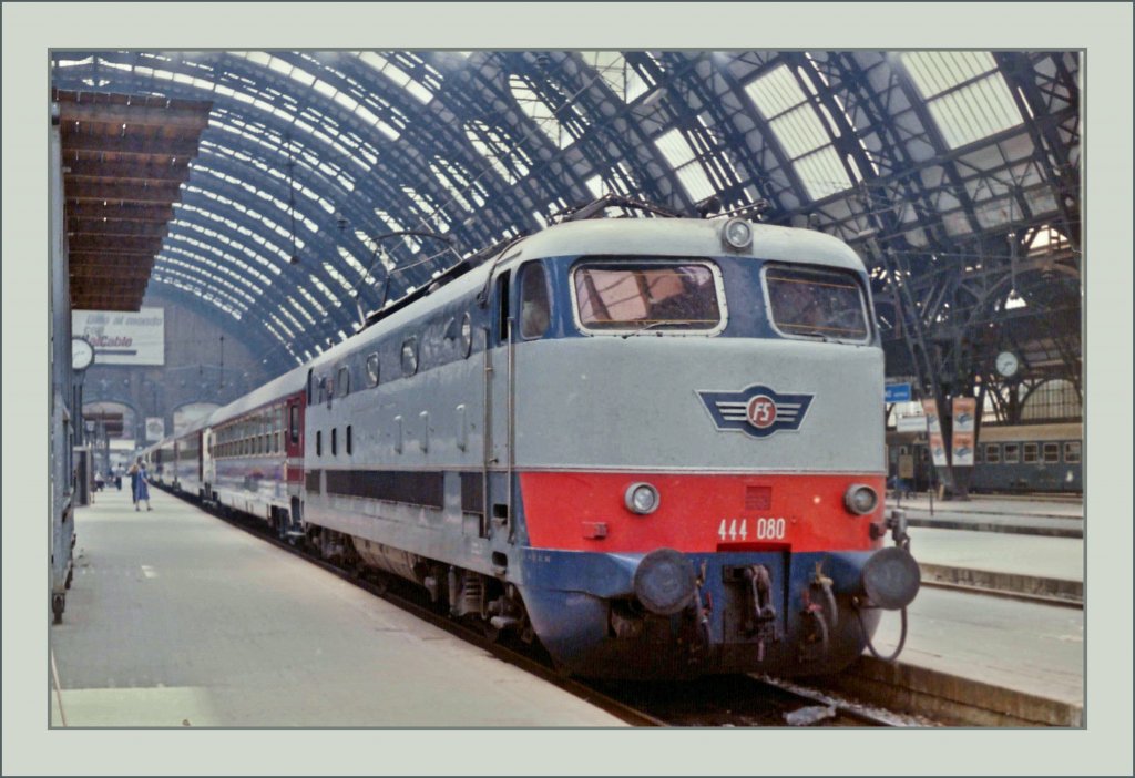 Die schne FS E 444 080 in Milano.
 Juni 1985 