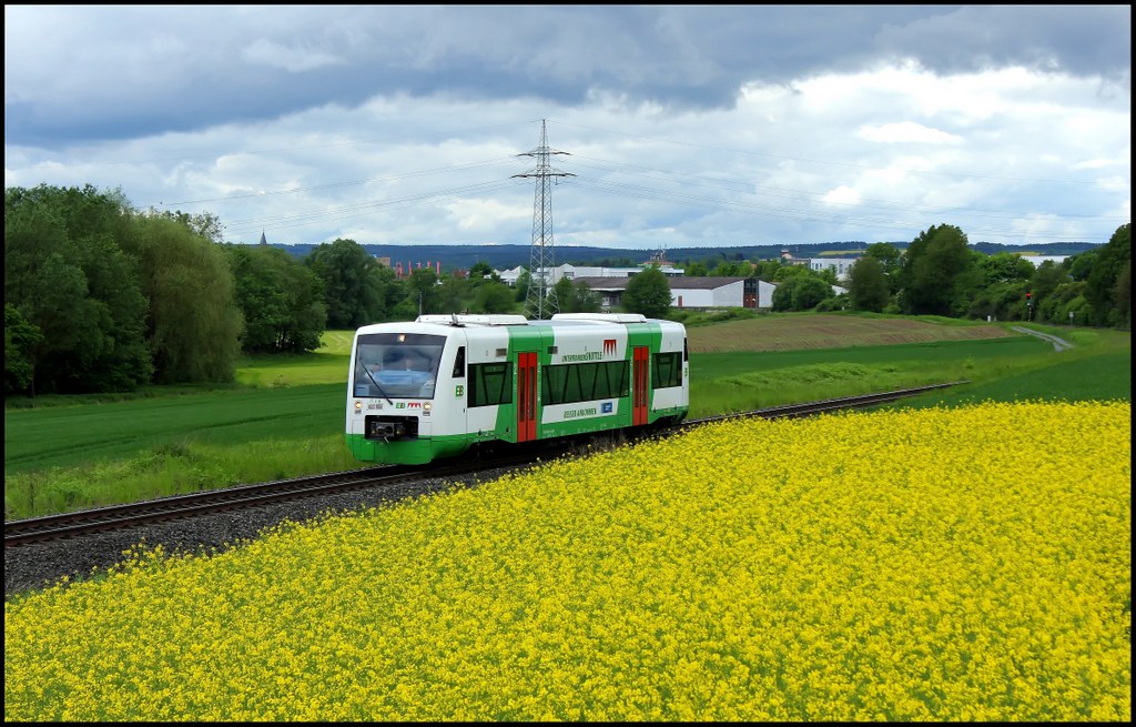 EB VT 018 als EB nach Melrichstadt am 20.05.13 bei Bad Neustadt an der Saale