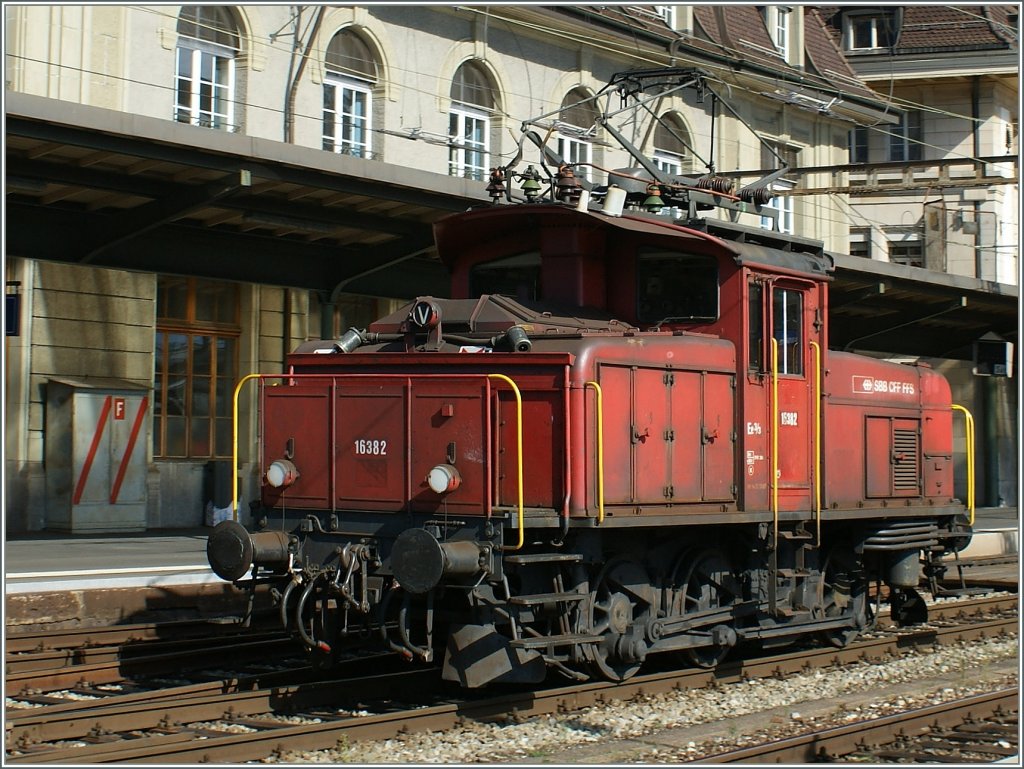 Ee 3/3 N  16382 in Lausanne.
28.09.2010