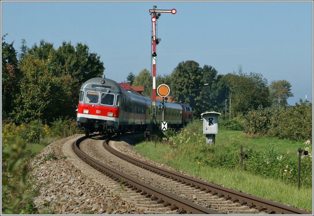 Ein RB nach Lindau beim Einfahrsignal von Nonnenhorn.
21.09.2011
