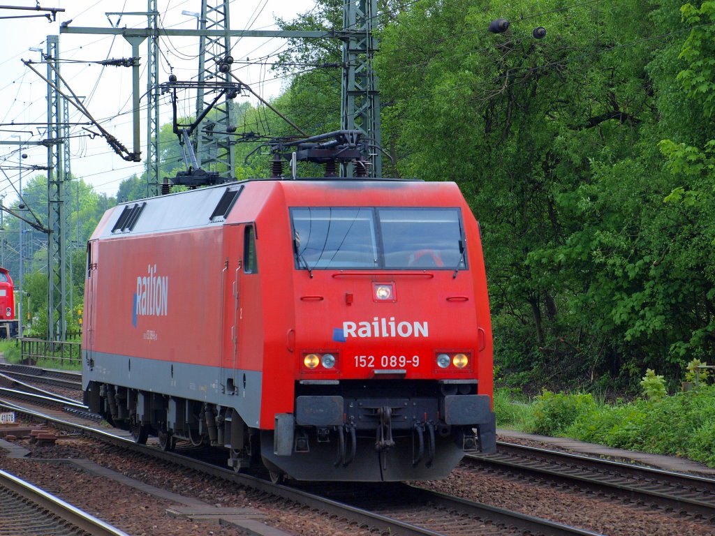 Eine der wenigen 152 ohne DB Keks. 152 089-9 fuhr als Lz fahrt von Maschen kommend durch den Bahnhof Hamburg-Harburg am 22.5.