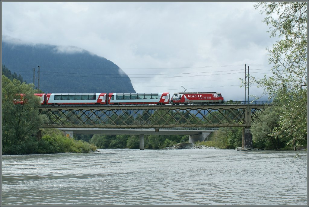 Glacier Express kurz nach Reichenau. 
13. August 2010