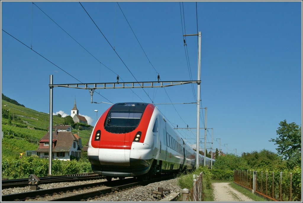 ICN nach Lausanne bei Ligerz.
31. Juli 2013