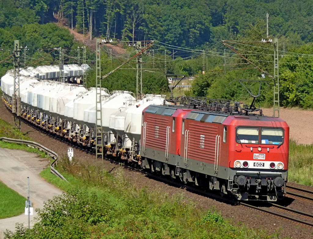MEG 602 und MEG 606 mit Zementzug am 20.08.10 in Harrbach