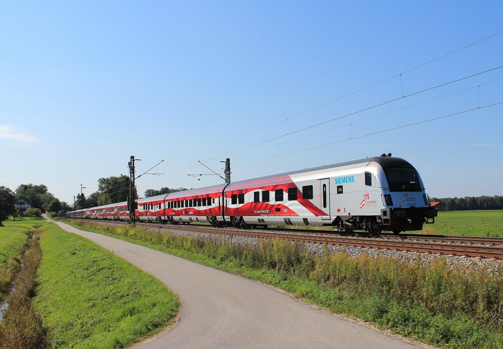 Nachschu auf den  Jubilums-Railjet  der am 16. September 2012 aus Salzburg kommend, bei bersee am Chiemsee unterwegs war.