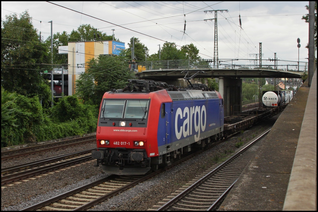 SBB 482 017 mit KLV Zug am 23.07.11 in Koblenz